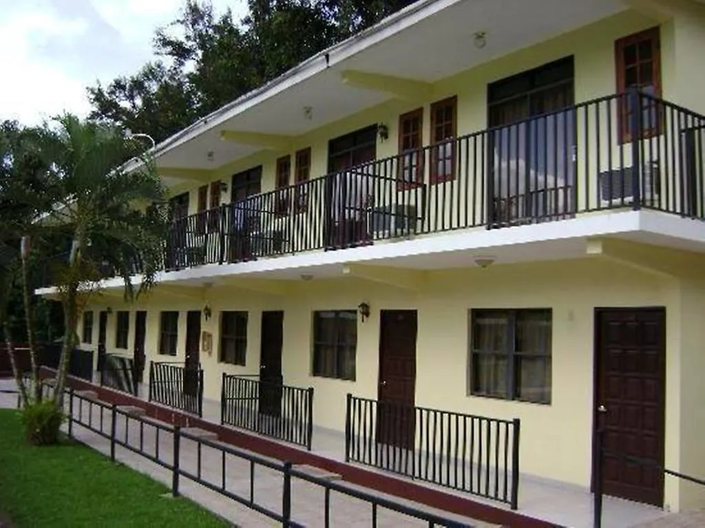 **  Hotel Hidden Village Aguada Portoriko