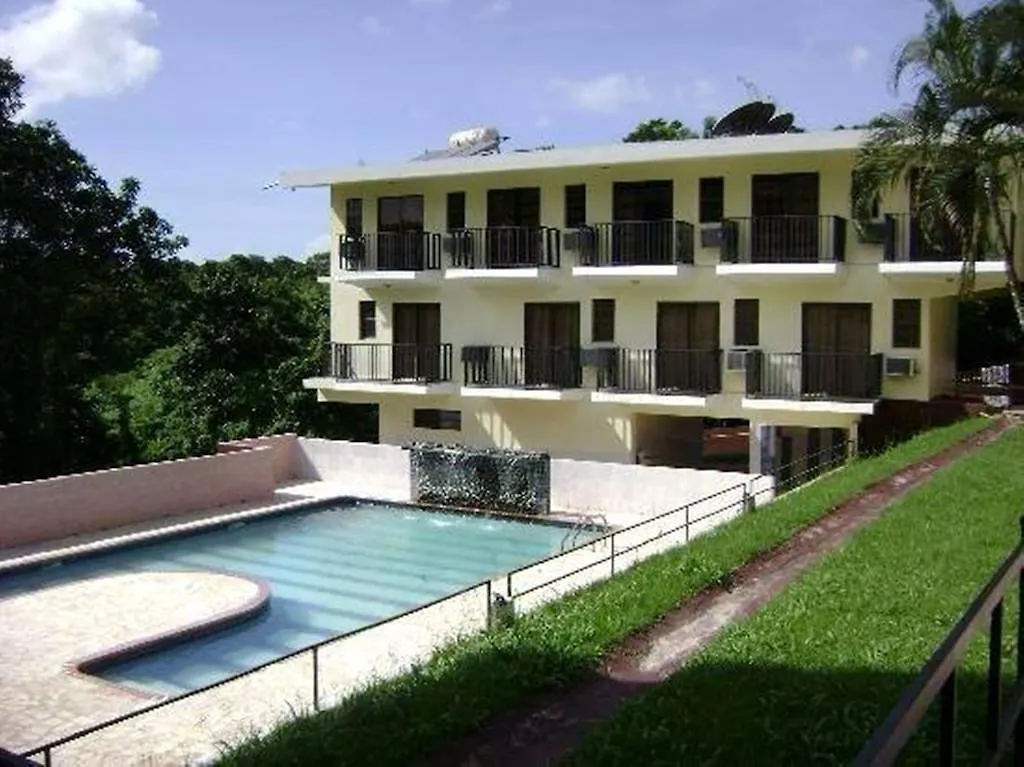 **  Hotel Hidden Village Aguada Portoriko