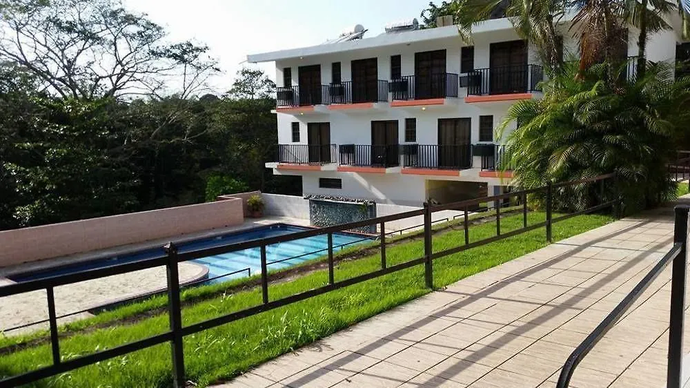 Hotel Hidden Village Aguada